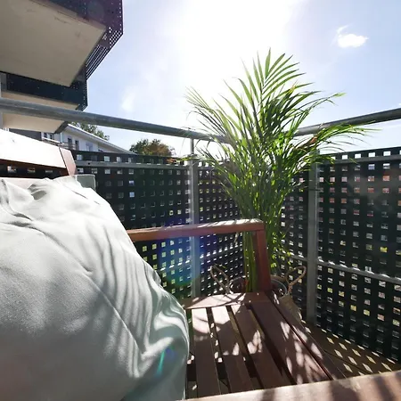 Zentral, Modern, Gemuetlich Mit Balkon & Parkplatz *