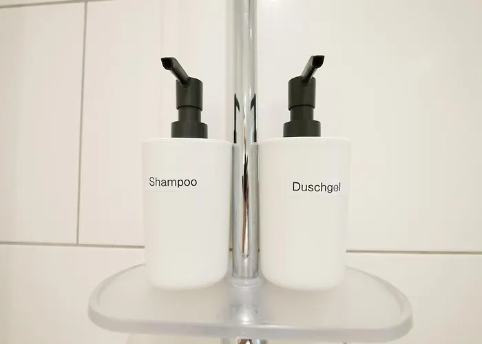 Zentral, Modern, Gemütlich Mit Balkon&parkplatz Apartamento