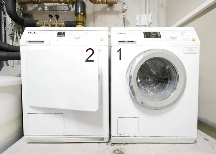 Zentral, Modern, Gemuetlich Mit Balkon & Parkplatz Lejlighed