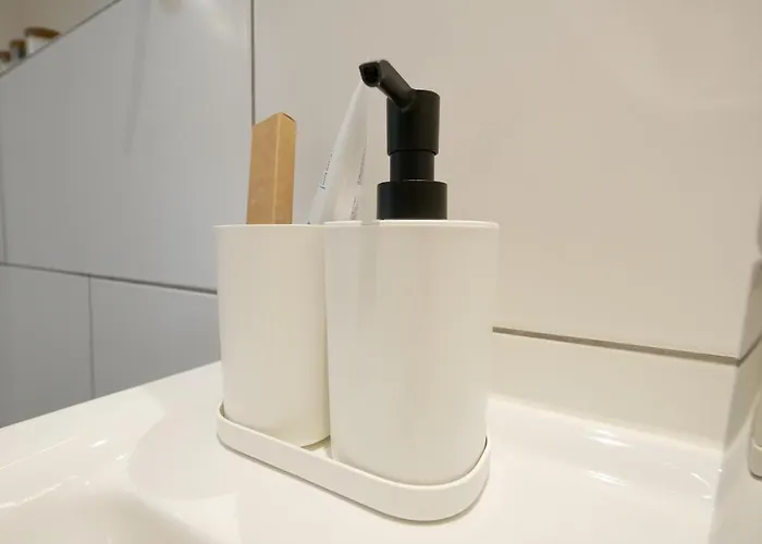 Lejlighed Zentral, Modern, Gemuetlich Mit Balkon & Parkplatz