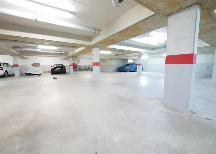 Zentral, Modern, Gemuetlich Mit Balkon & Parkplatz * Paderborn