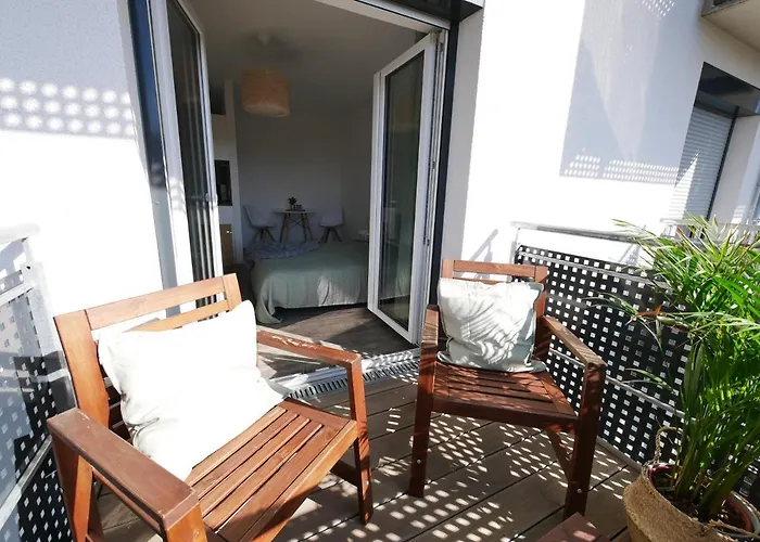 Apartamento Zentral, Modern, Gemütlich Mit Balkon&parkplatz *